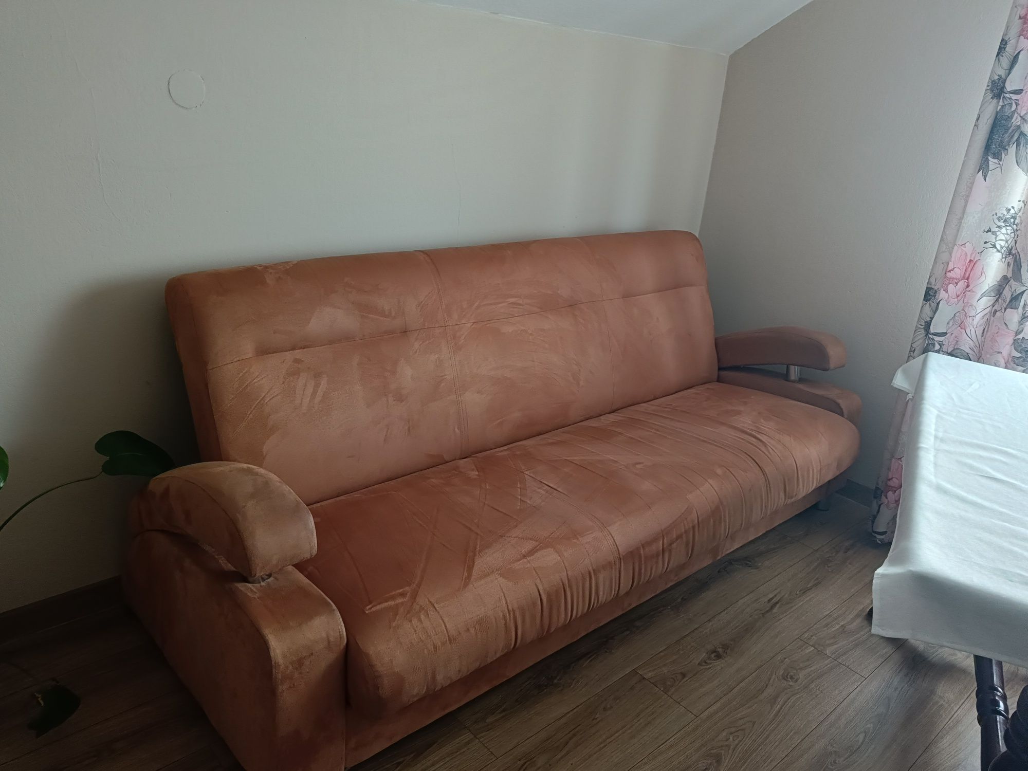 Wersalka sofa z funkcją spania