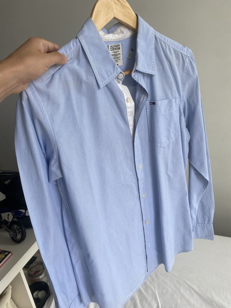 Camisa azul Tommy Hilfigher tamanho M