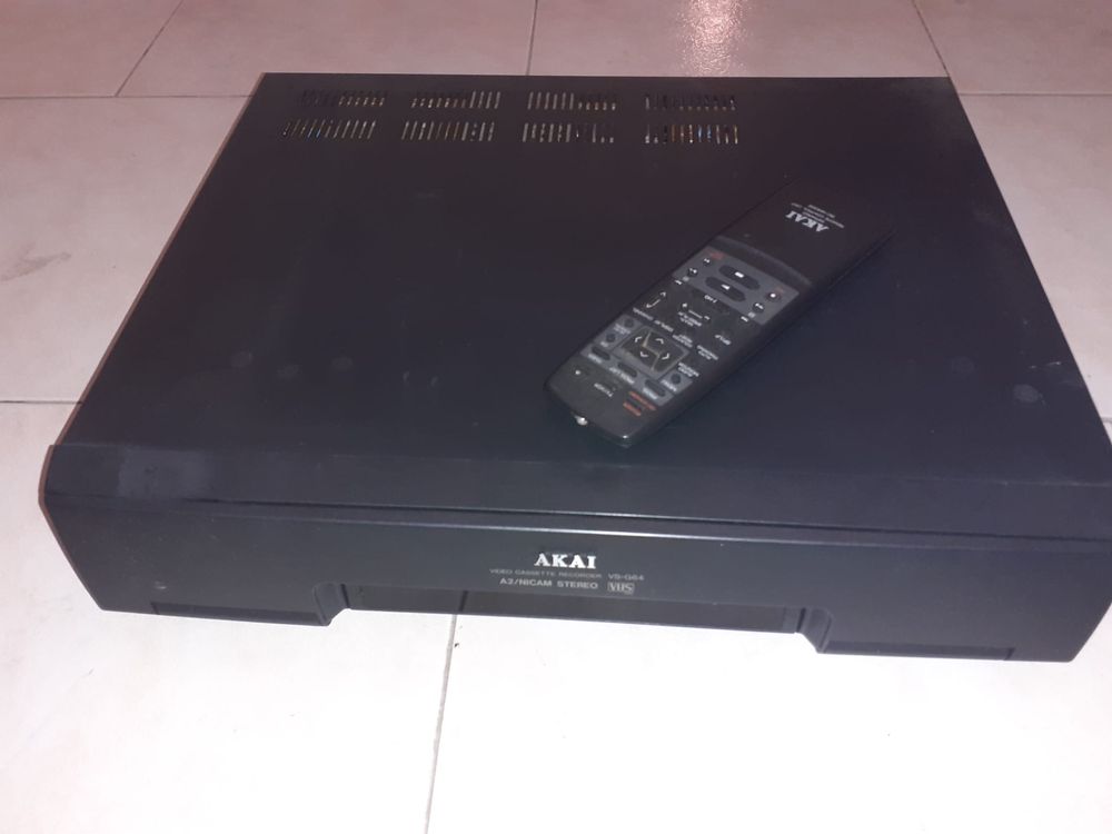 Leitor de cassetes AKAI para peças