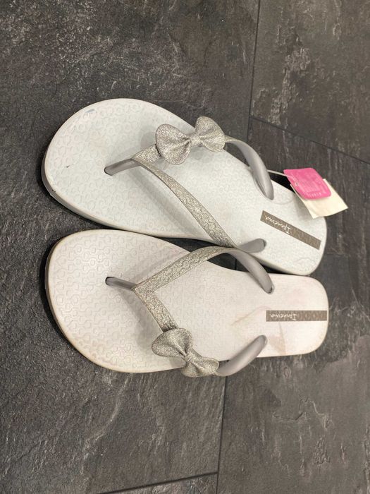 5 пар женских вьетнамок из Италии и Бразилии