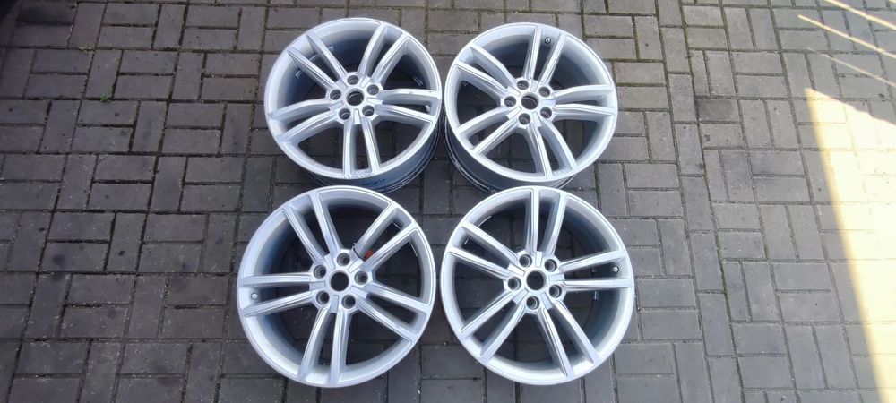 FELGI ALUMINIOWE 600721400D 5x120 8Jx19 CALI ET40 TESLA MODEL S + CZUJNIKI 1 USZKODZONY KOMPLET 4 SZTUKI