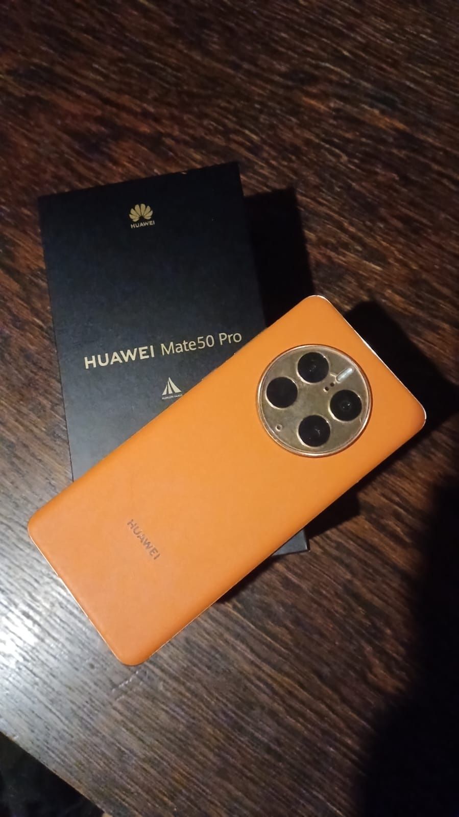 Huawei mate 50 Pro pomarańczowy