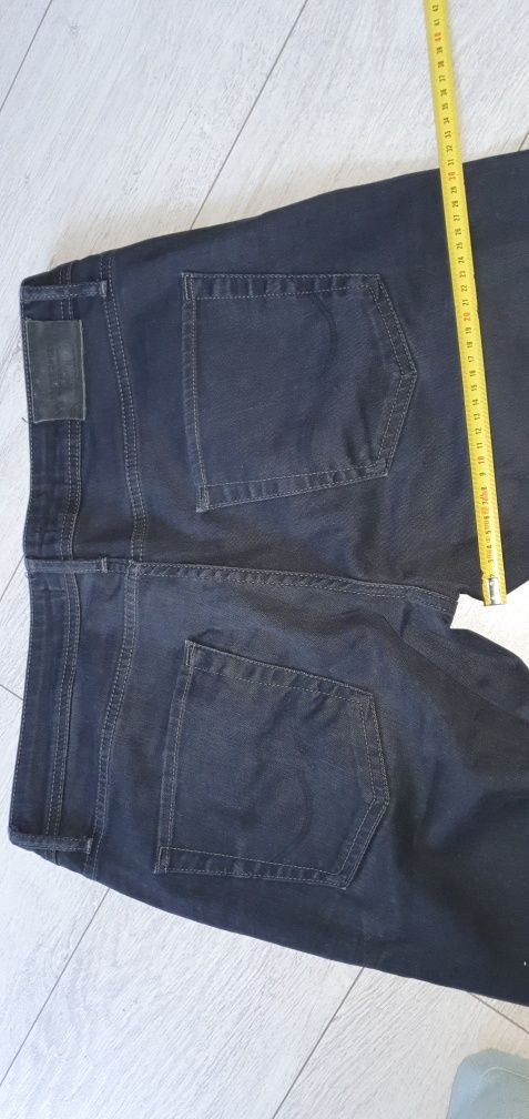 Spodnie dzinsowe męskie czarne Jack & Jones W 36 L 34