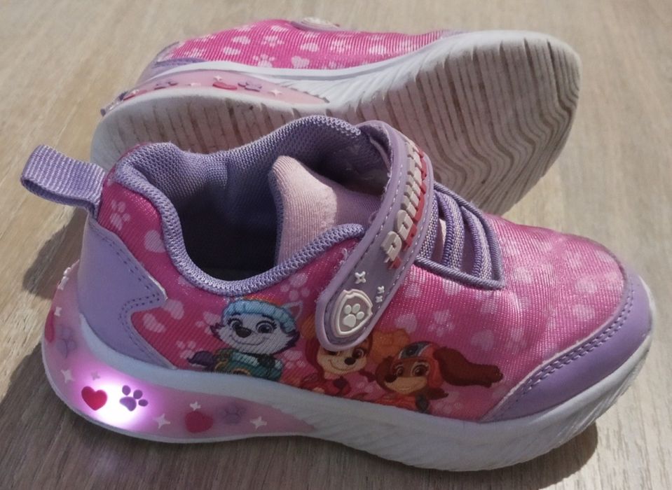 Kurtka 104 cm + adidasy rozm 27