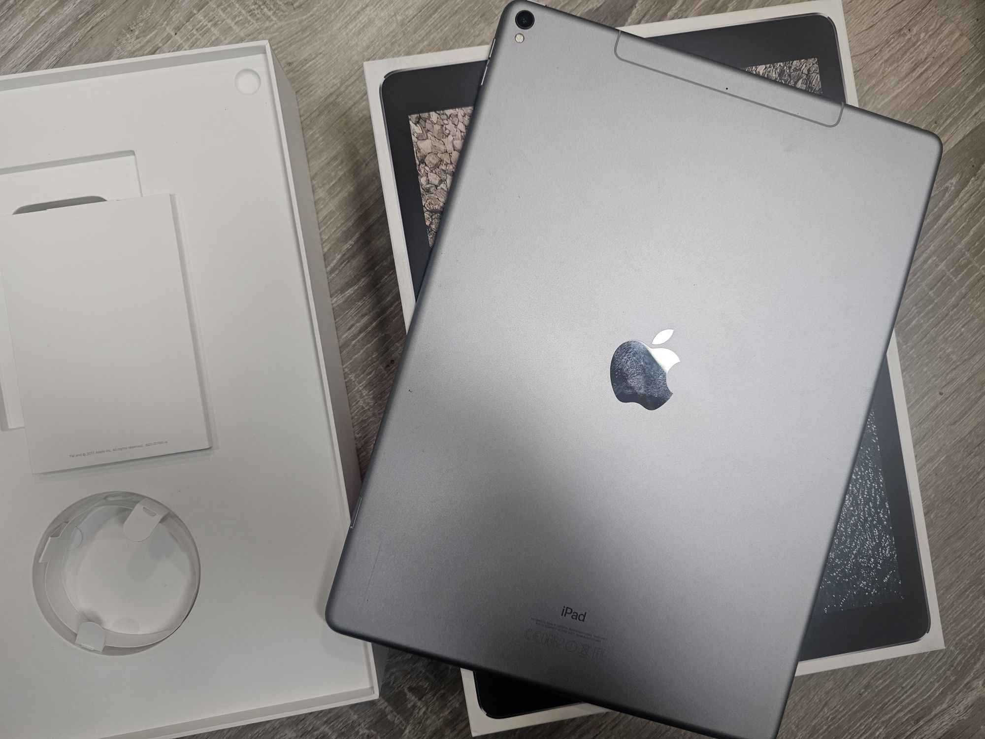 Apple ipad pro 12.9 2ª geração wi fi cellular 64gb space gray