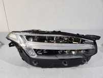 Volvo XC90 ii lampa active high beam prawa - 17003