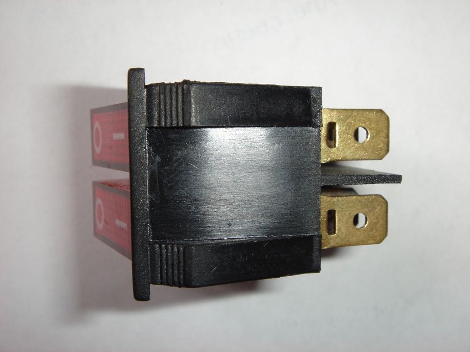 выключатель 20а 125 vac, 15а 250 vac т 120