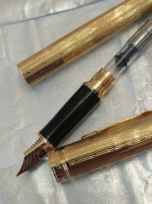 Чернильная ручка Паркер Sonnet Golden Star