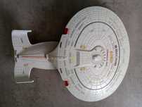 Star Trek  oryginalny model USS Enterprise NCC-1701-D z 1992r.
