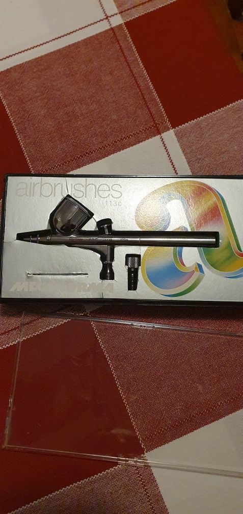 Mini Compressor + caneta pintura