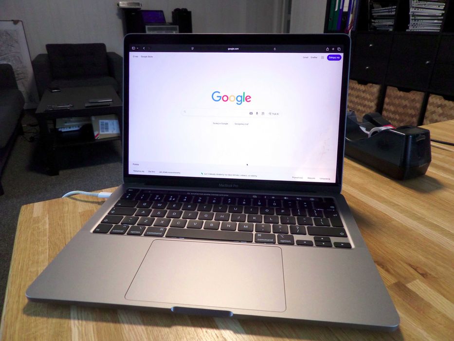 MacBook Pro 13" i5 16GB 500GB ssd A2251 laptop notebook apple (04)