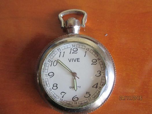 2 relógios de bolso raros- c/medalha 5 Outubro1910 e Vive e bolsa