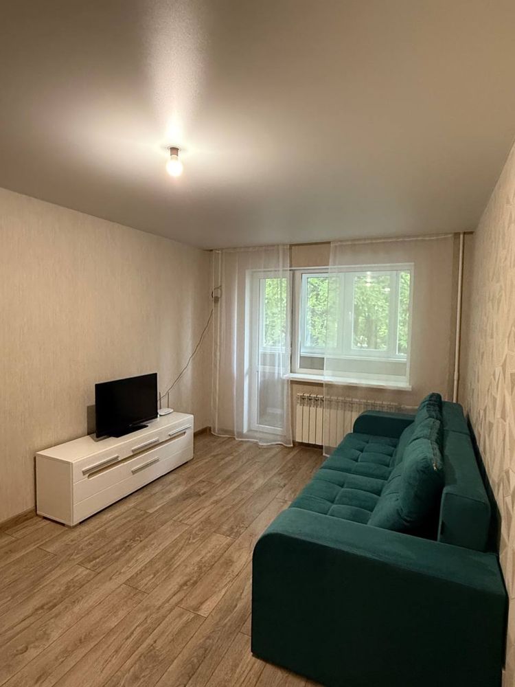 Продается 2к квартира, 2 этаж, Тополь-2