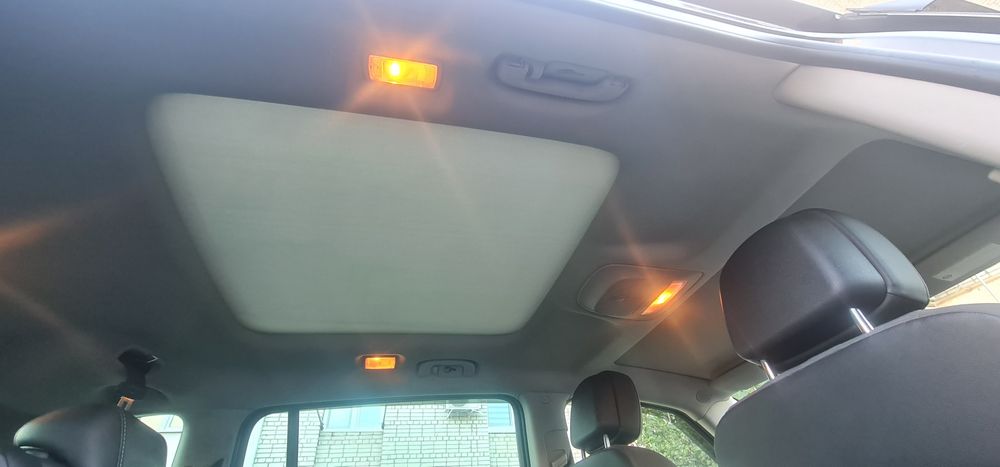 Opel Zafira c 2014 1.6b 8000$