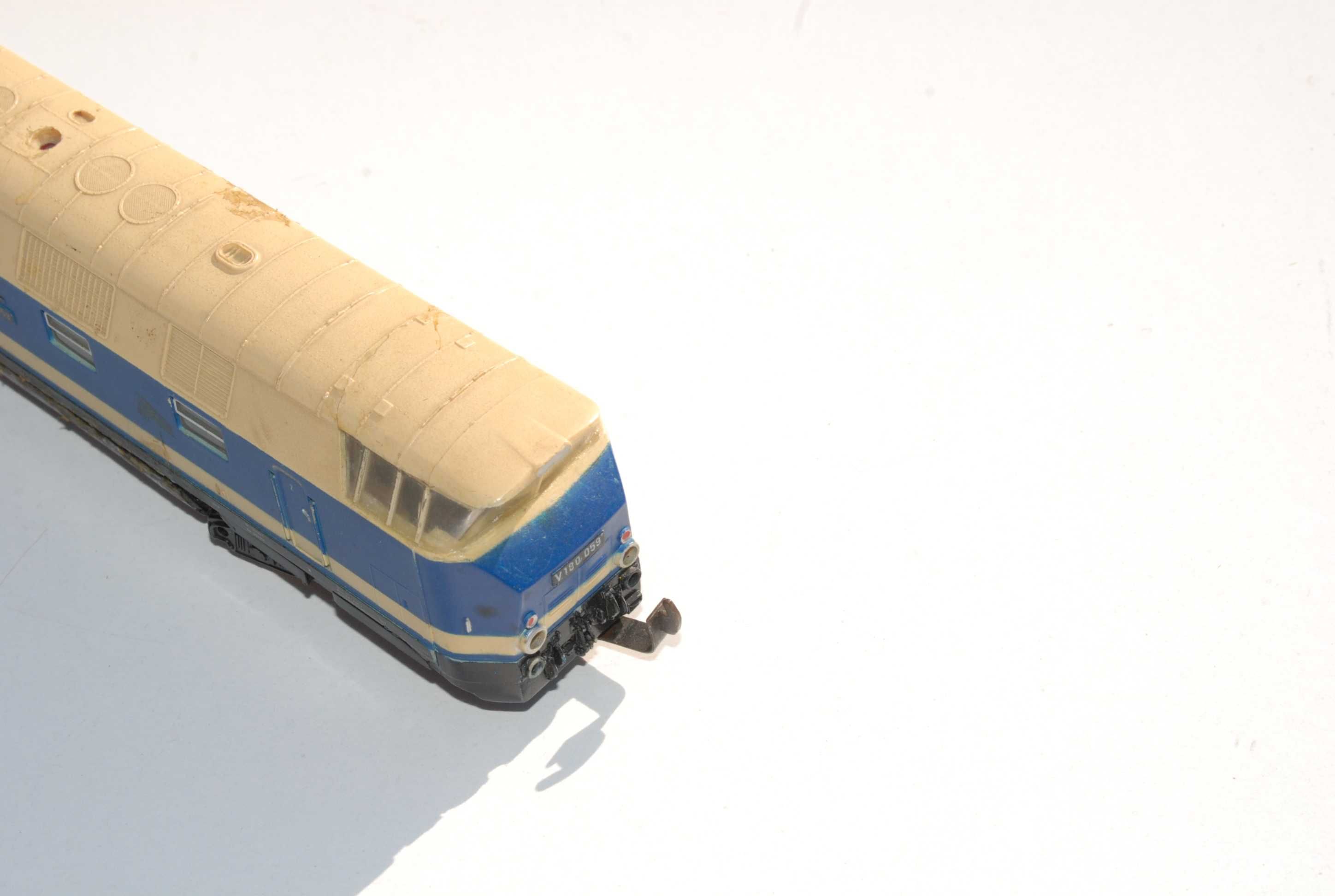 Stara zabawka lokomotywa V 180-059 H0- GUTZOLD