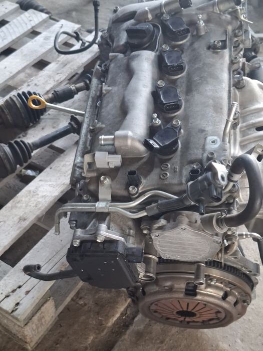 Двигун Toyota Avensis T27 1.8 2zr-fae