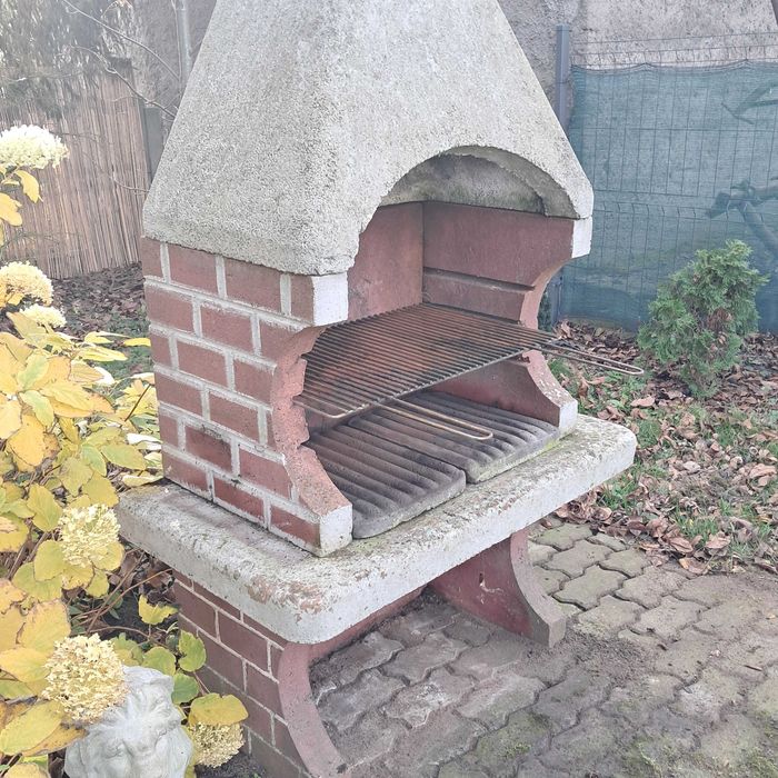 Grill ogrodowy betonowy