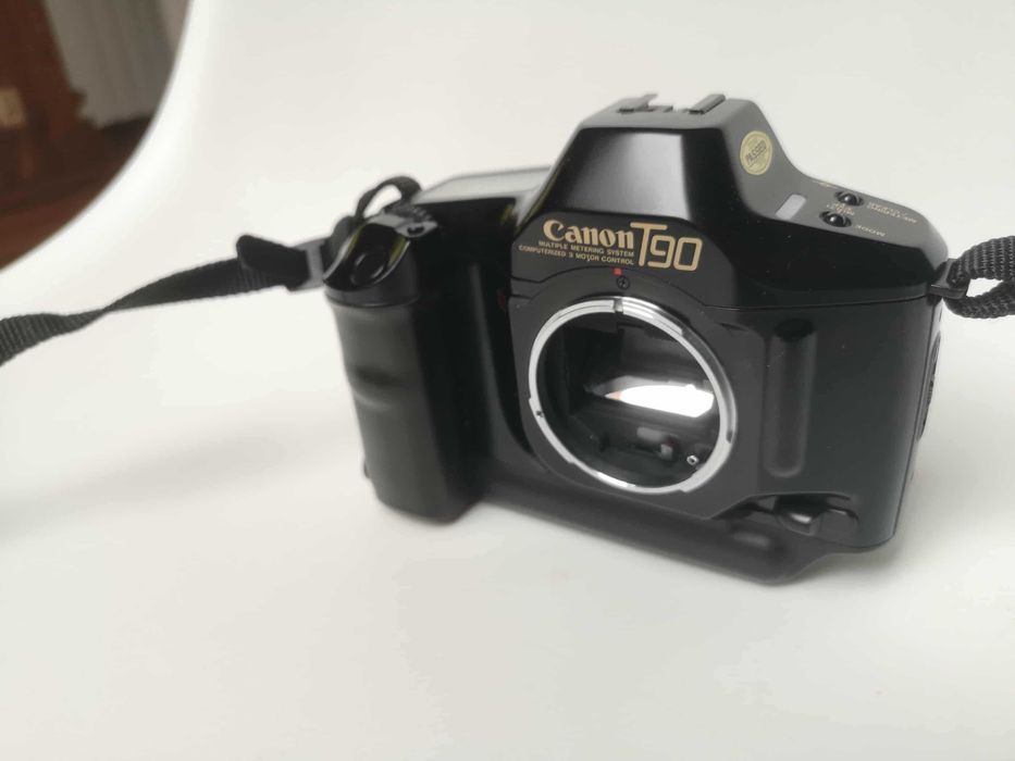 Canon T90  stan bdb