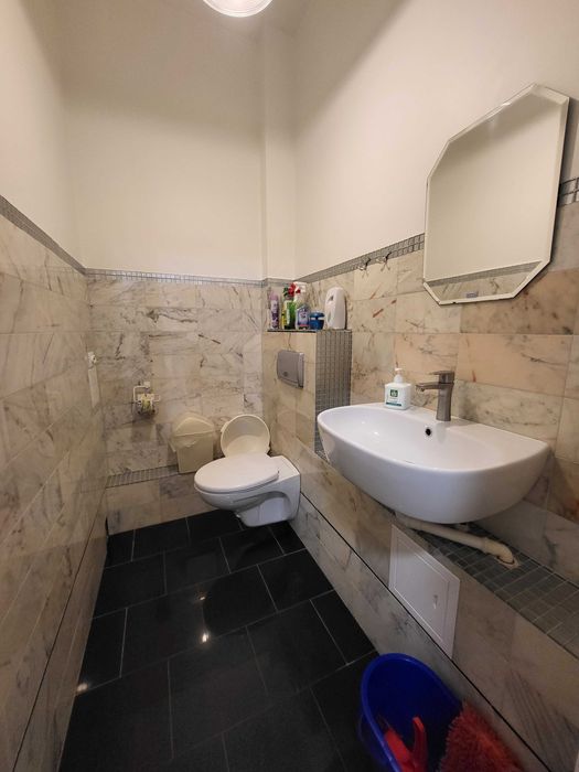 1. Mieszkania, apartamenty, pokoje, kwatery, noclegi pracownicze