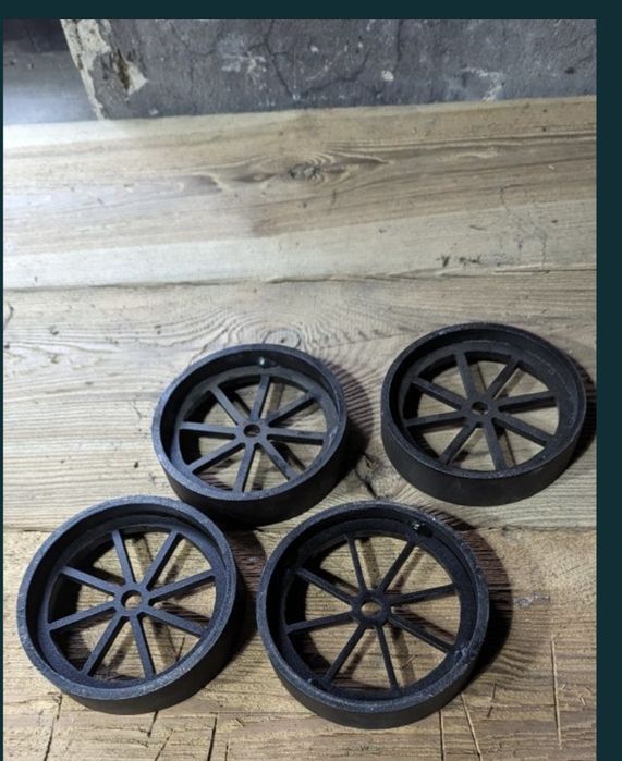 Kółka metalowe 140