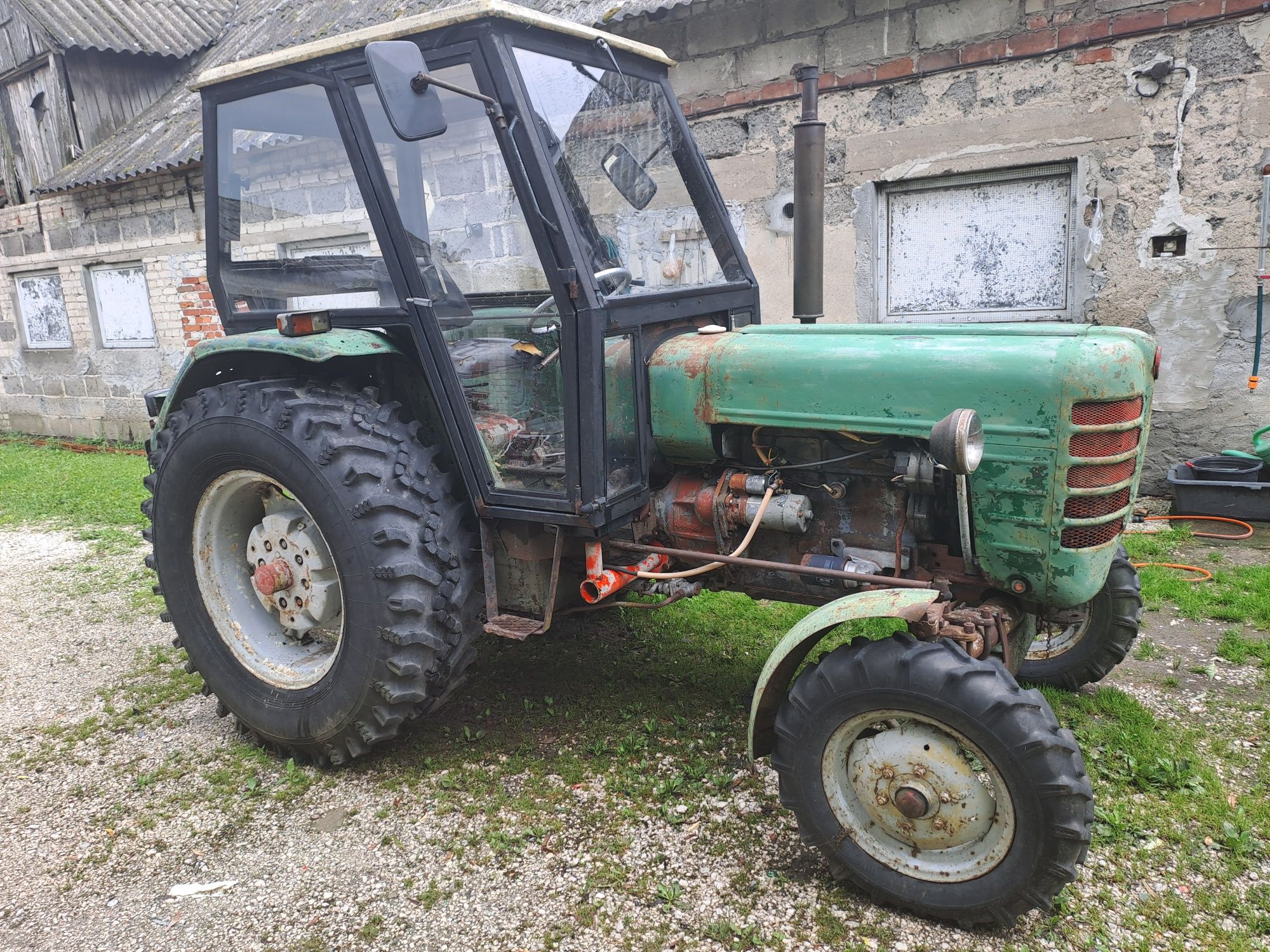 Ursus C-4011 C-360