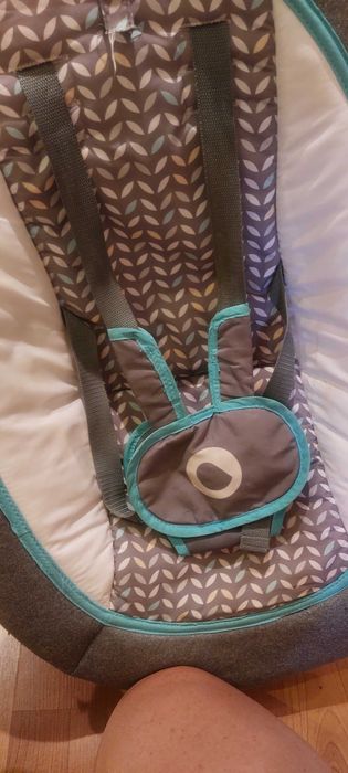 Дитячій  шезлонг - гойдалка.