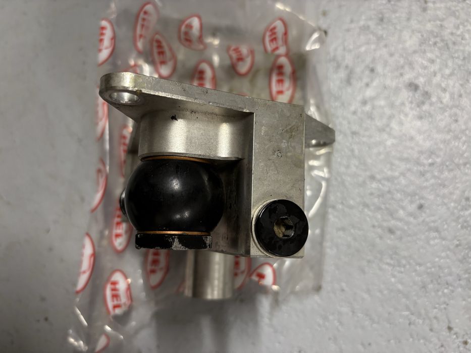 Kit radiador de oleo Hel Performance para MQB 2.0 TSI