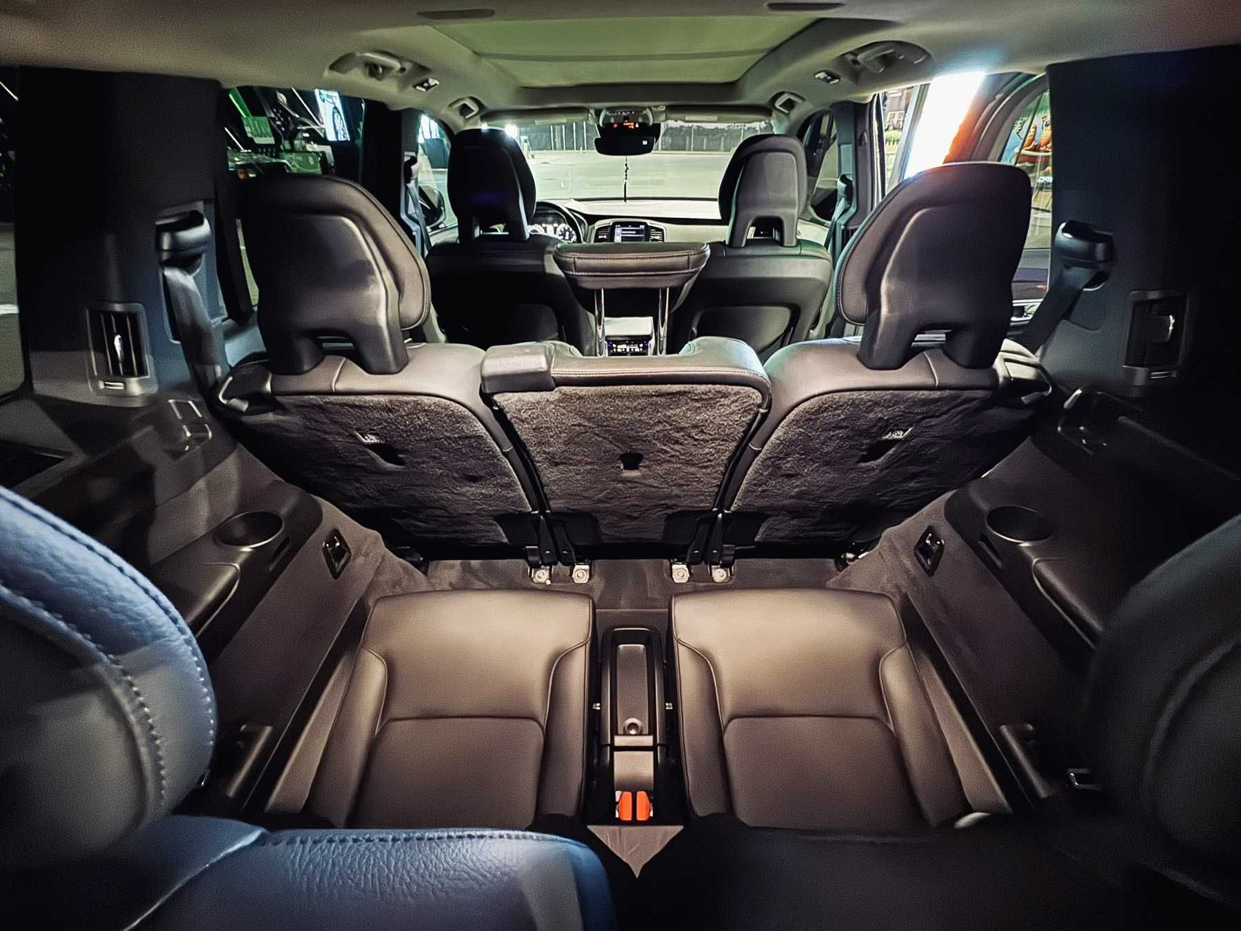 Volvo XC90 maximal 2016 год (2.0 Bi-Turbo, 7 МЕСТ, кожа, панорама)