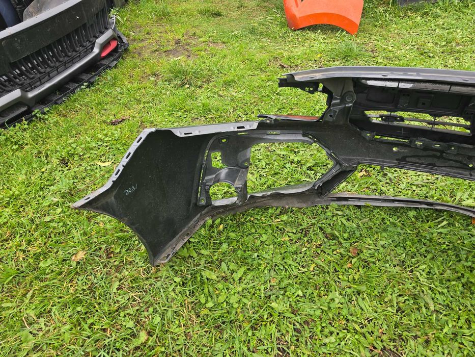 zderzak przód Honda Civic X 10