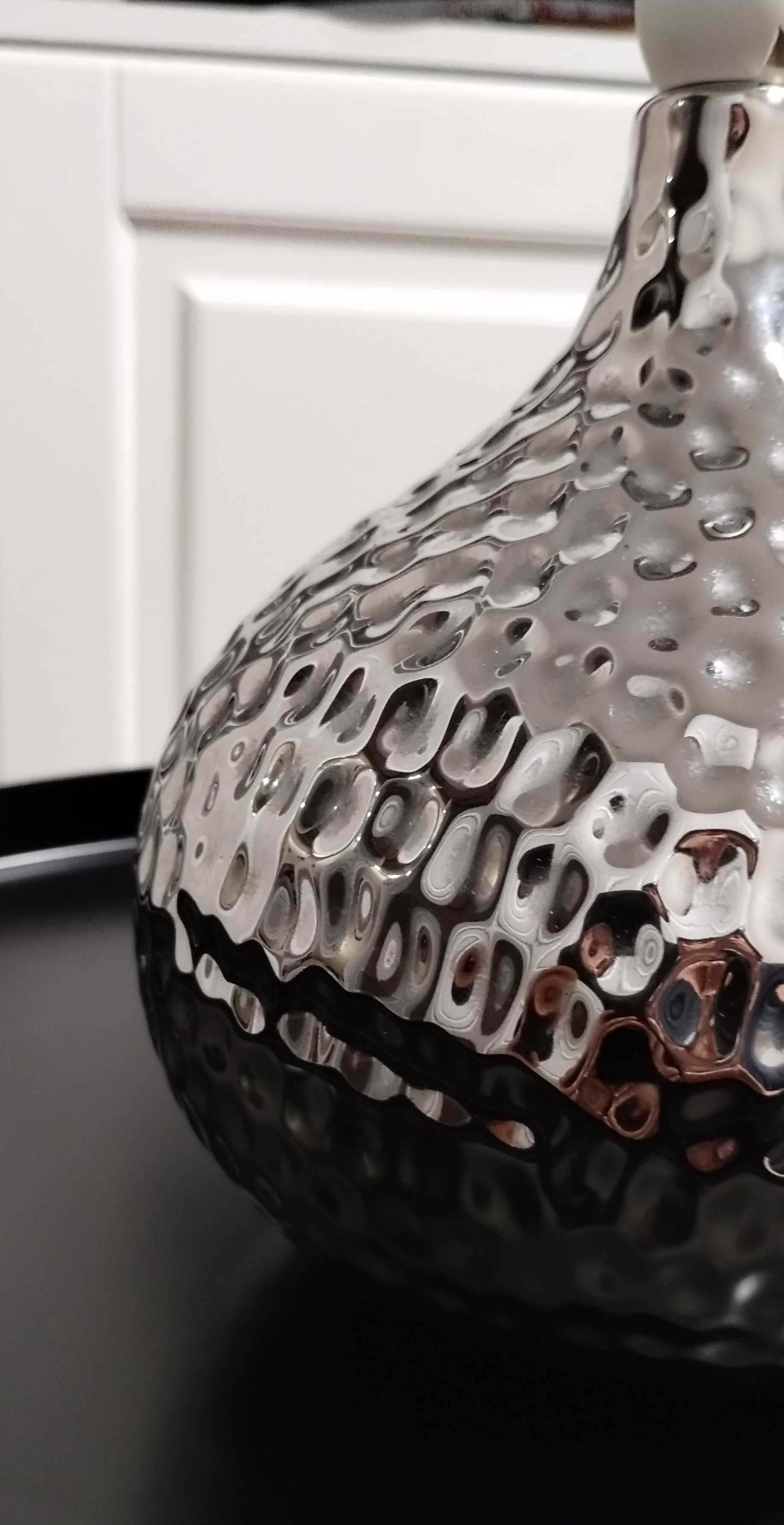 Lampa stojąca, glamour, ceramiczna, srebrna z czarnym abażurem - 38cm