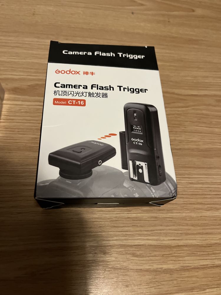 2 Godox Flash triggers (novos em caixa)