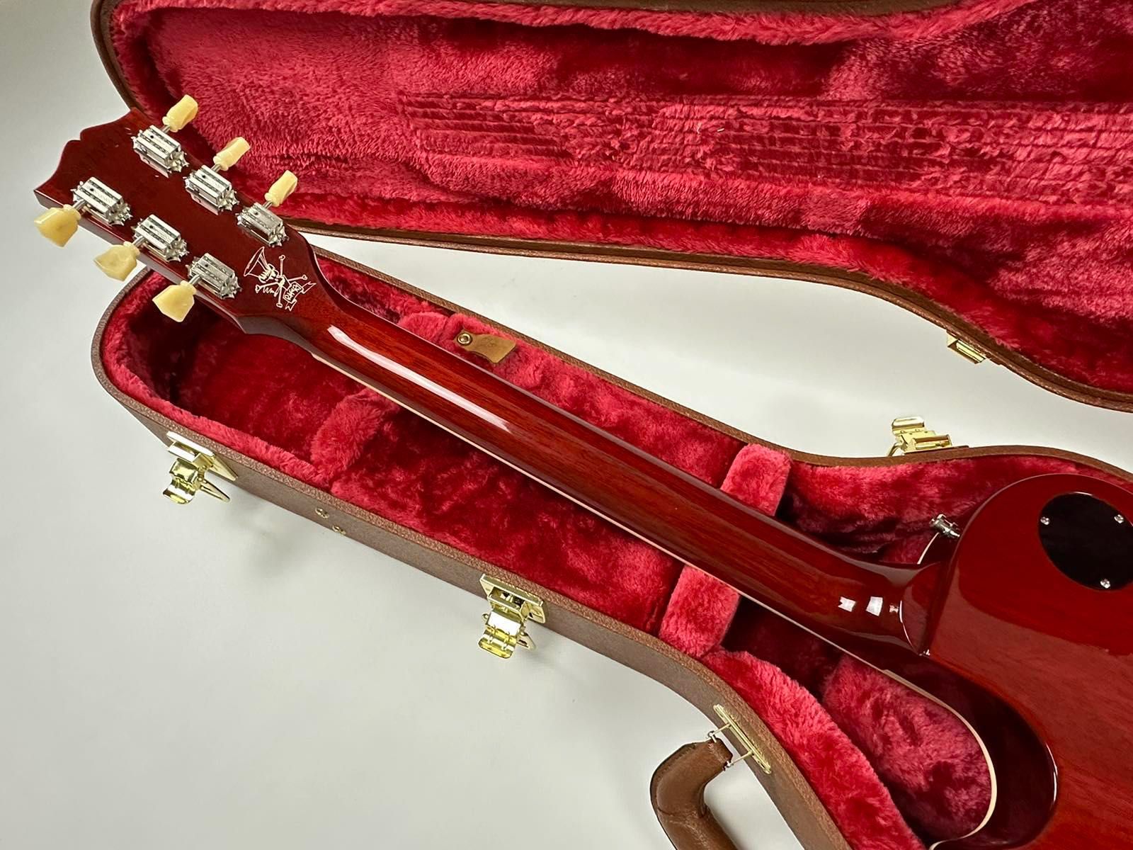 Gibson Slash Les Paul Standard Vermilion Burst (3.97кг, New, 2990$)