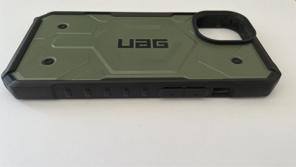 Etui UAG Pathfinder iPhone 13 MagSafe zielony / oliwkowy