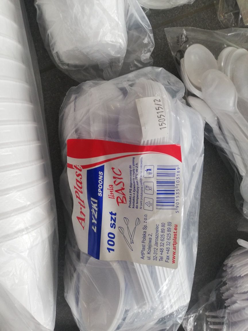 Nowe Plastikowe Kubki Sztućce itp.