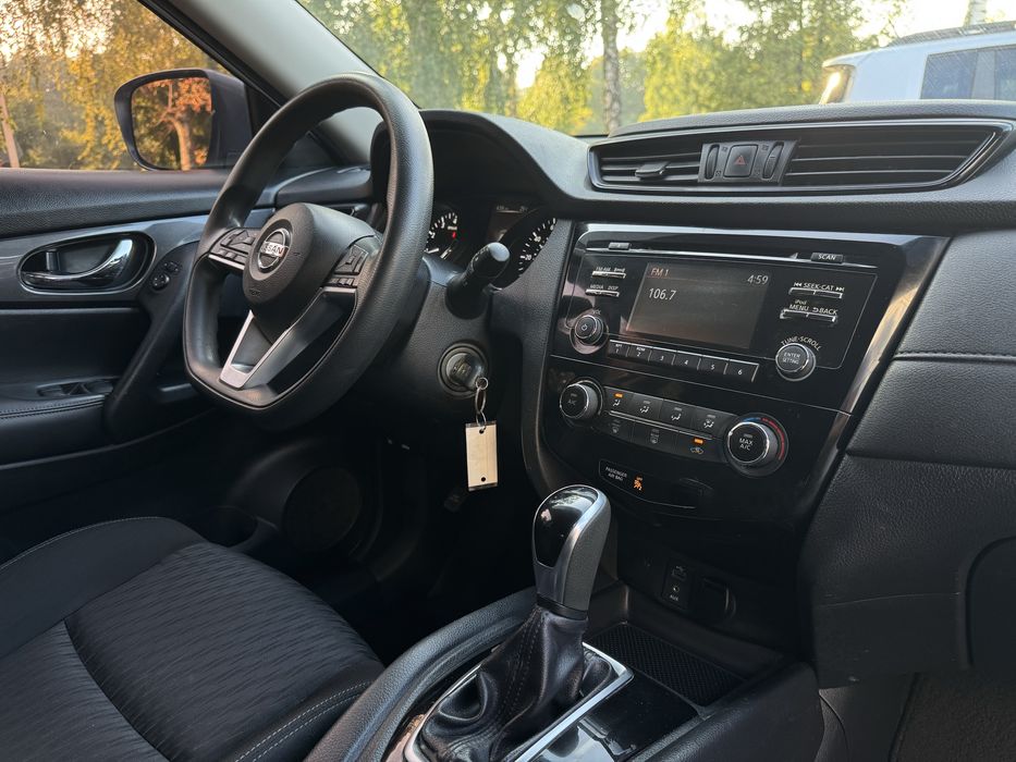 Продам Nissan Rogue T32 свіжо пригнаний