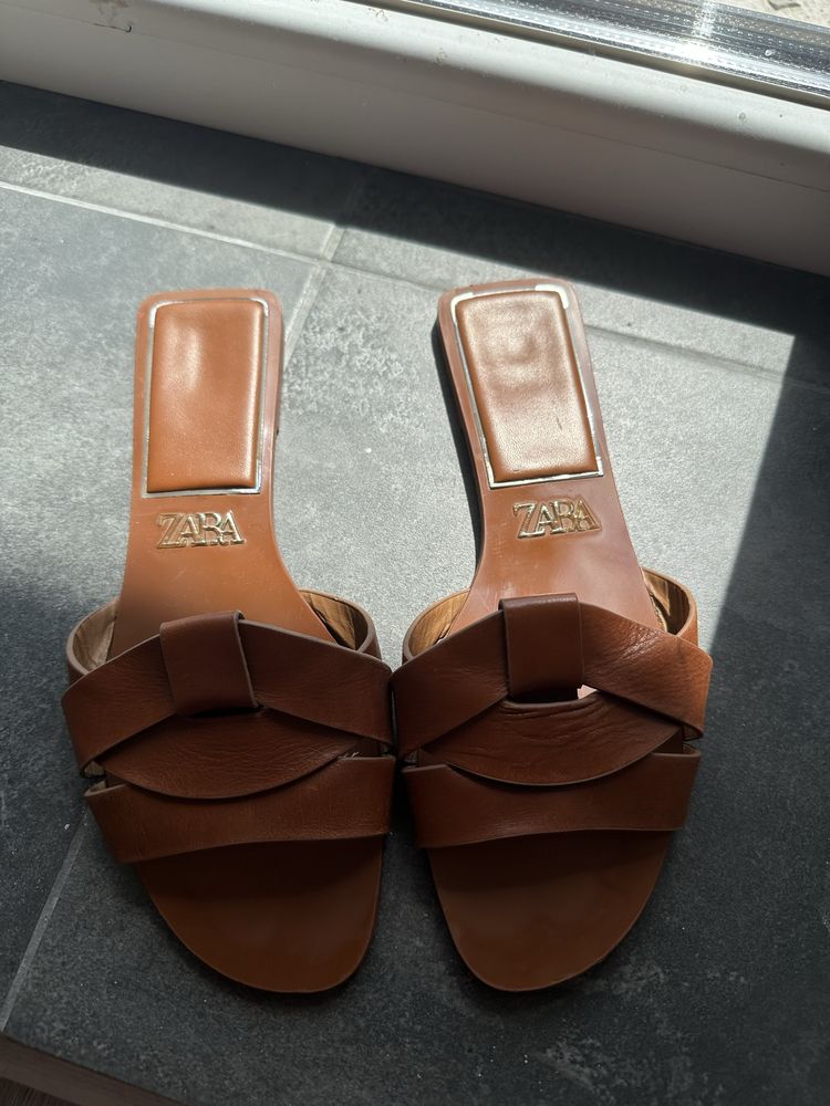 Шльопанці Zara крричневі
