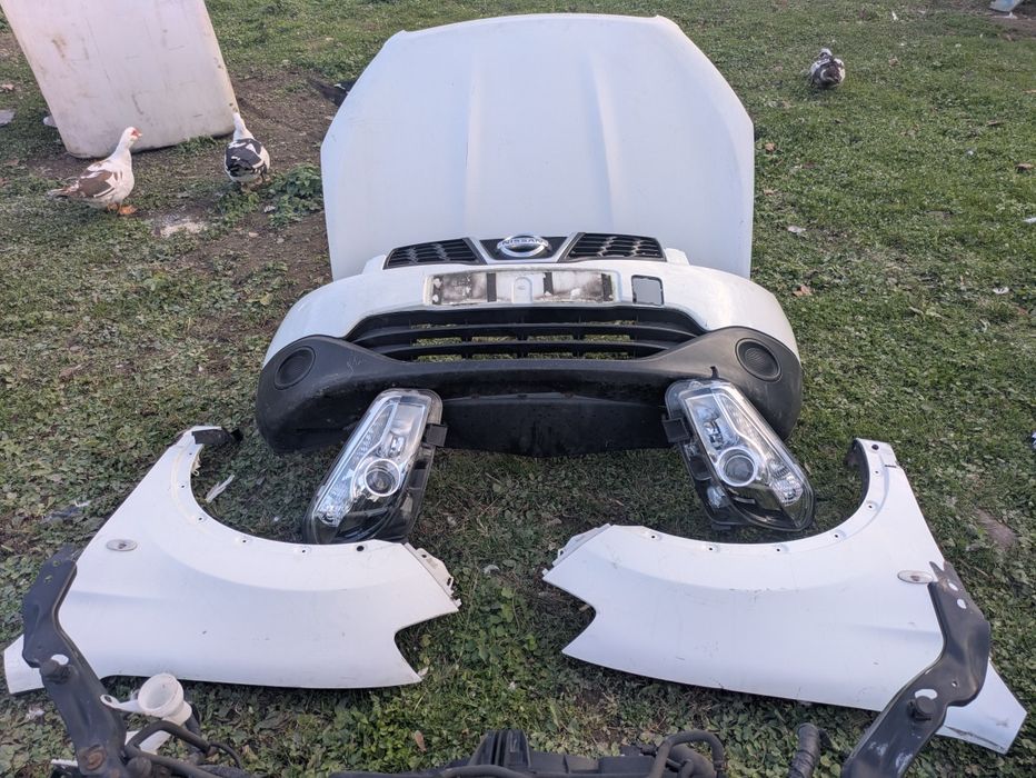 Установочна панель телевізор бампер фари крила nissan qashqai комплект