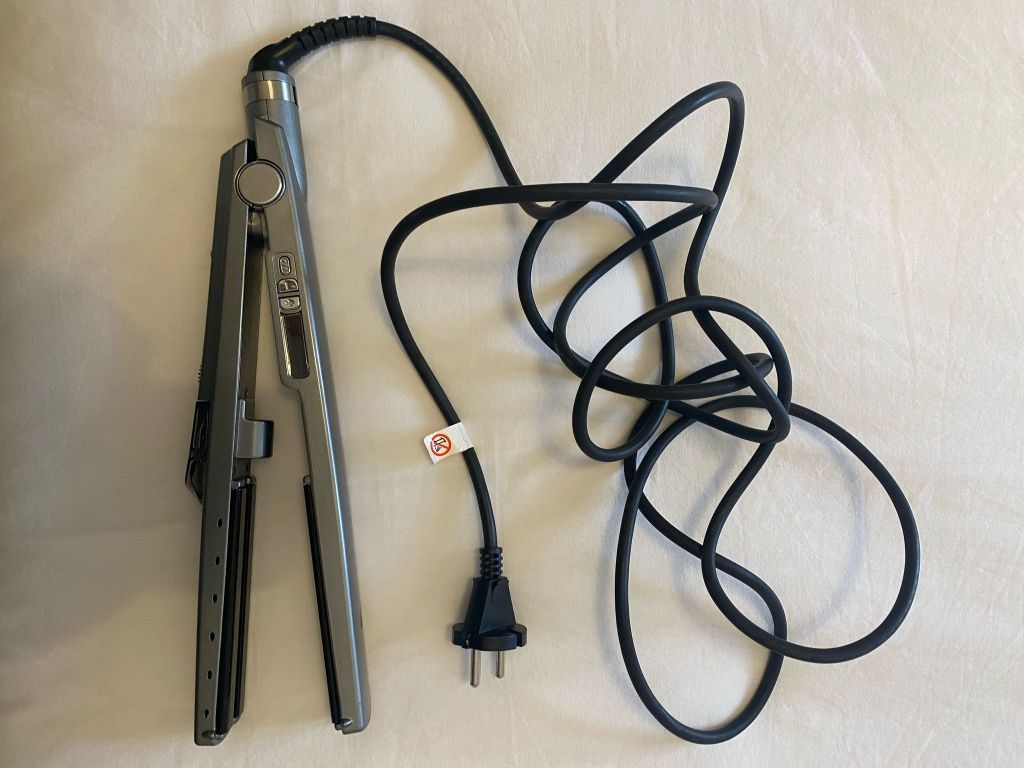 Babyliss prancha a vapor 
70€