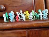 Figuras monocromaticas de Olá e Rajá