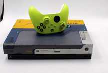 Konsola Xbox One X 1 TB w limitowanej edycji cyberpunk