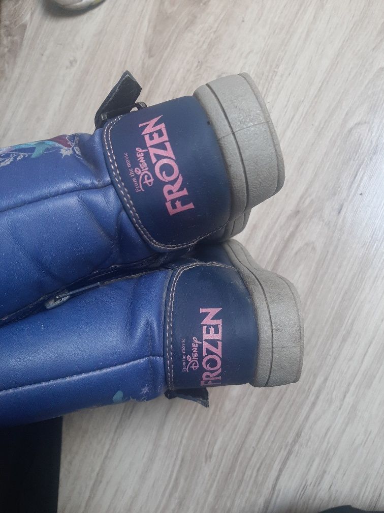 Zimowe kozaczki Frozen rozmiar 25.5
