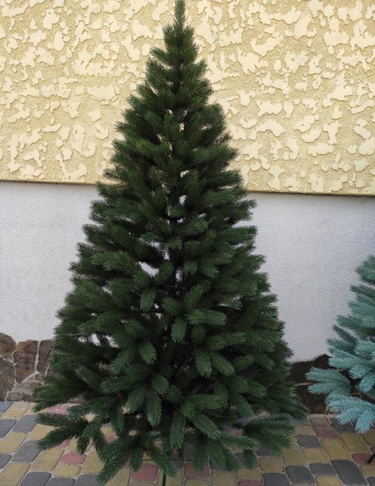 Новорічна ялинка штучна ялинка