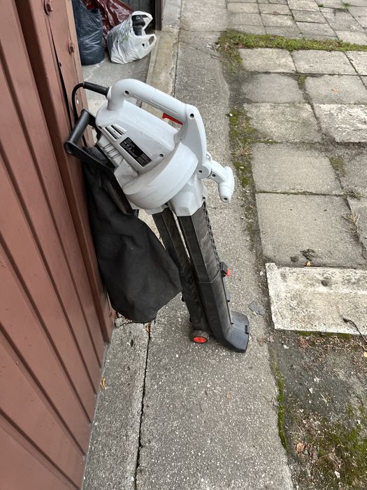 Sprzedam dmuchawe do lisci