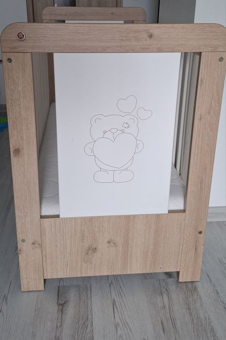 Łóżeczko z materacem  białe