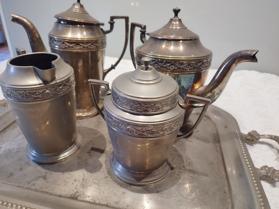 Conjunto de chá/café em estanho