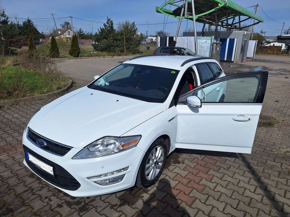 Ford Mondeo Mondeo Kombi 2.0 TDCi Po lift