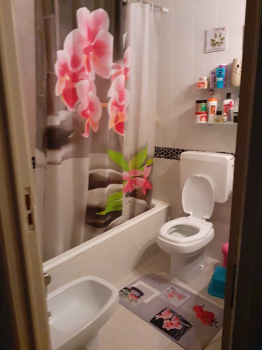 Alugo quarto para 1 de Dezembro com ambiente familiar em Odivelas