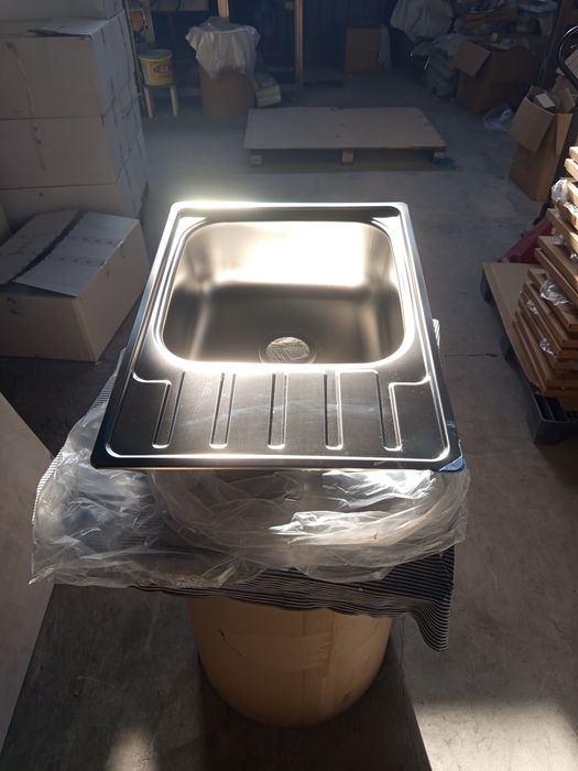 Мойка кухонная врезная