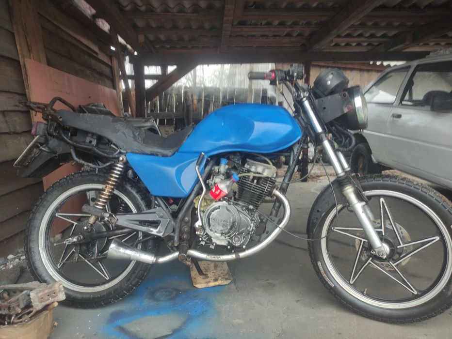 Продам мото EN 150 кубов