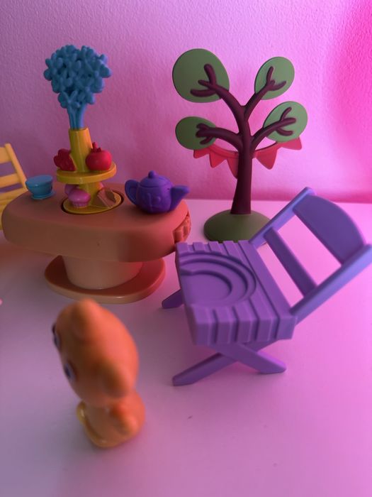 Zestaw figurek świnaka Peppa „na herbacie”